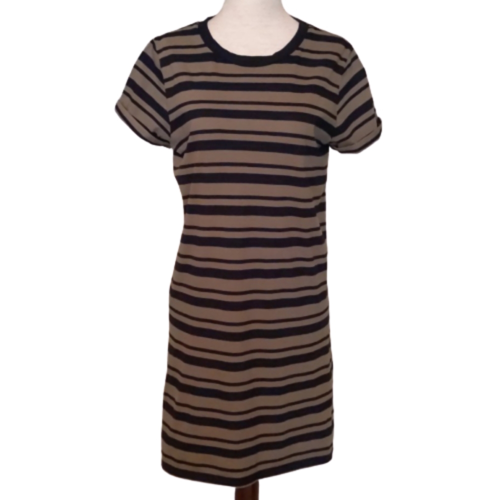 Forever 21 T-Shirt Dress
